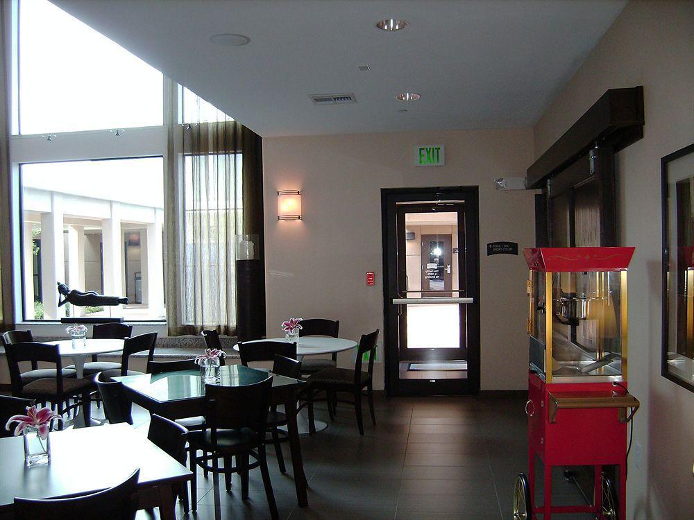 Staybridge Suites Plano - Richardson Area By Ihg Ресторант снимка